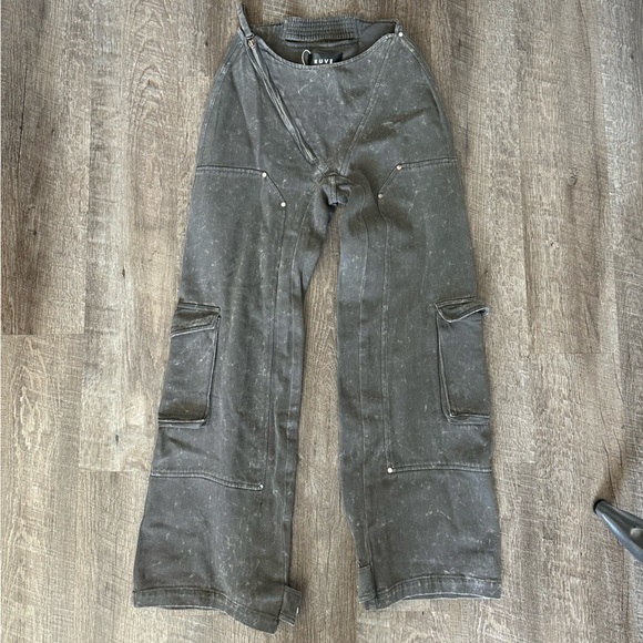 RUVE CARGO PANT - Picture 1 of 3
